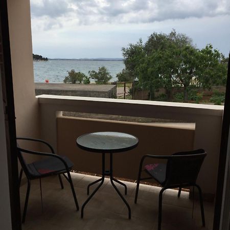 Guest House Punta Grzan 돈제페트레케인 객실 사진