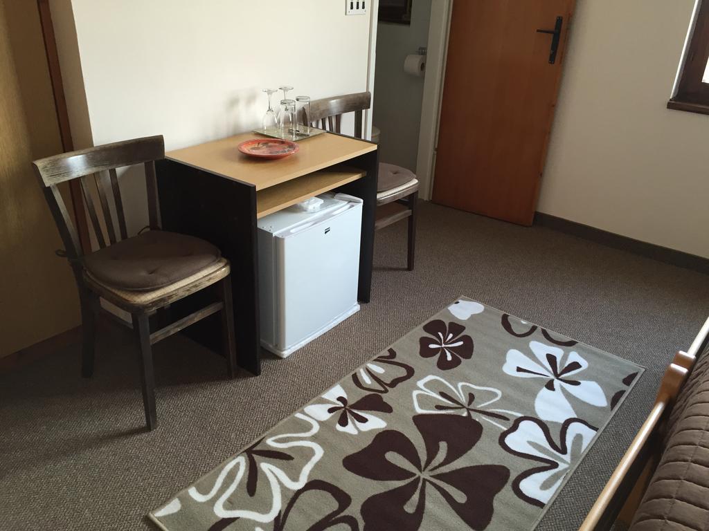 Guest House Punta Grzan 돈제페트레케인 객실 사진