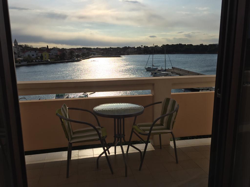 Guest House Punta Grzan 돈제페트레케인 객실 사진